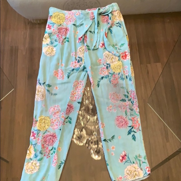 Zara Girls Flowey Flower Pants - Picture 1 of 3